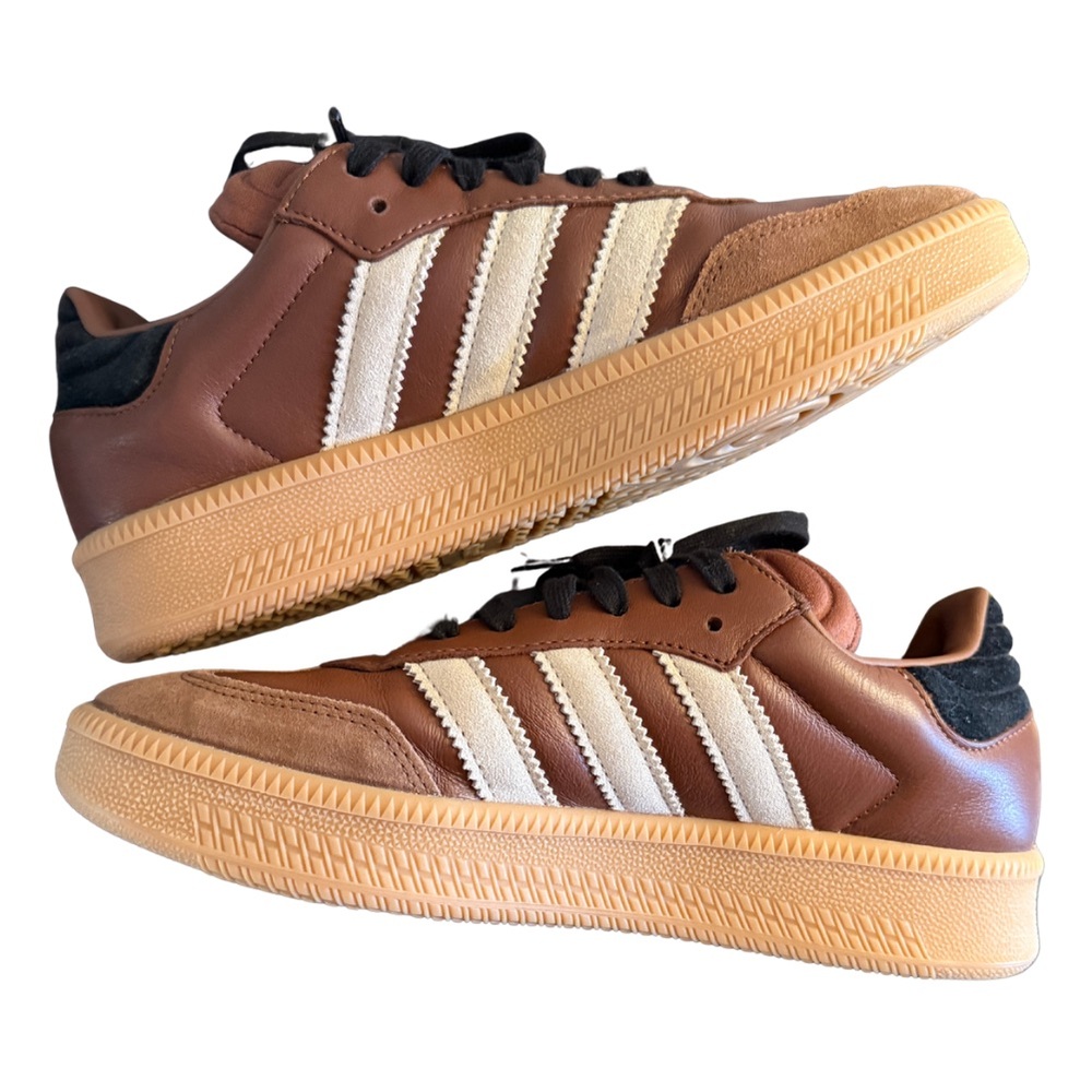adidas Samba XLG Sneaker Men’s 8.5 or Women’s 10 - like new